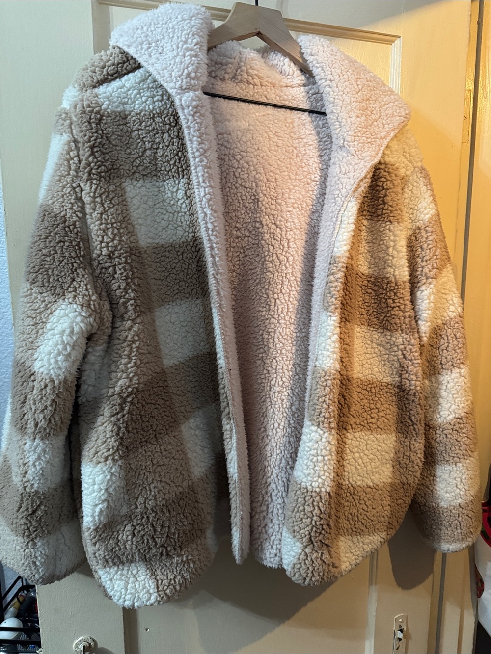 Cozy Plush Sherpa Plaid Jacket in Cream & Tan